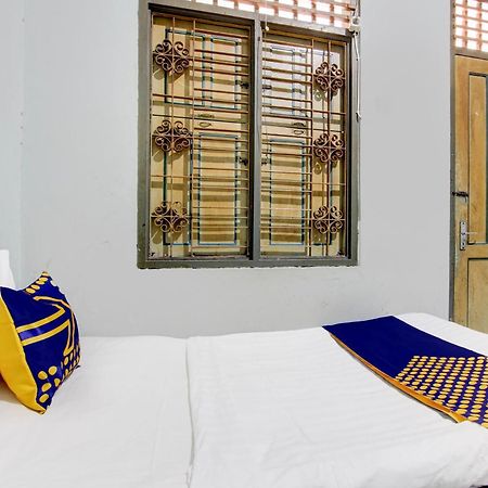 Spot On 94085 Hotel Agung Пурвокерто Екстериор снимка